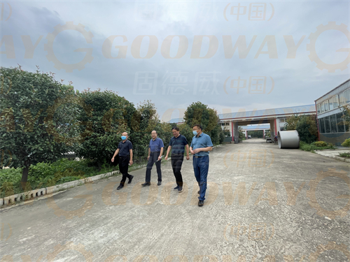 方城縣政協(xié)領(lǐng)導(dǎo)到固德威公司開(kāi)展&ldquo;萬(wàn)人助萬(wàn)企&rdquo;調(diào)研活動(dòng)